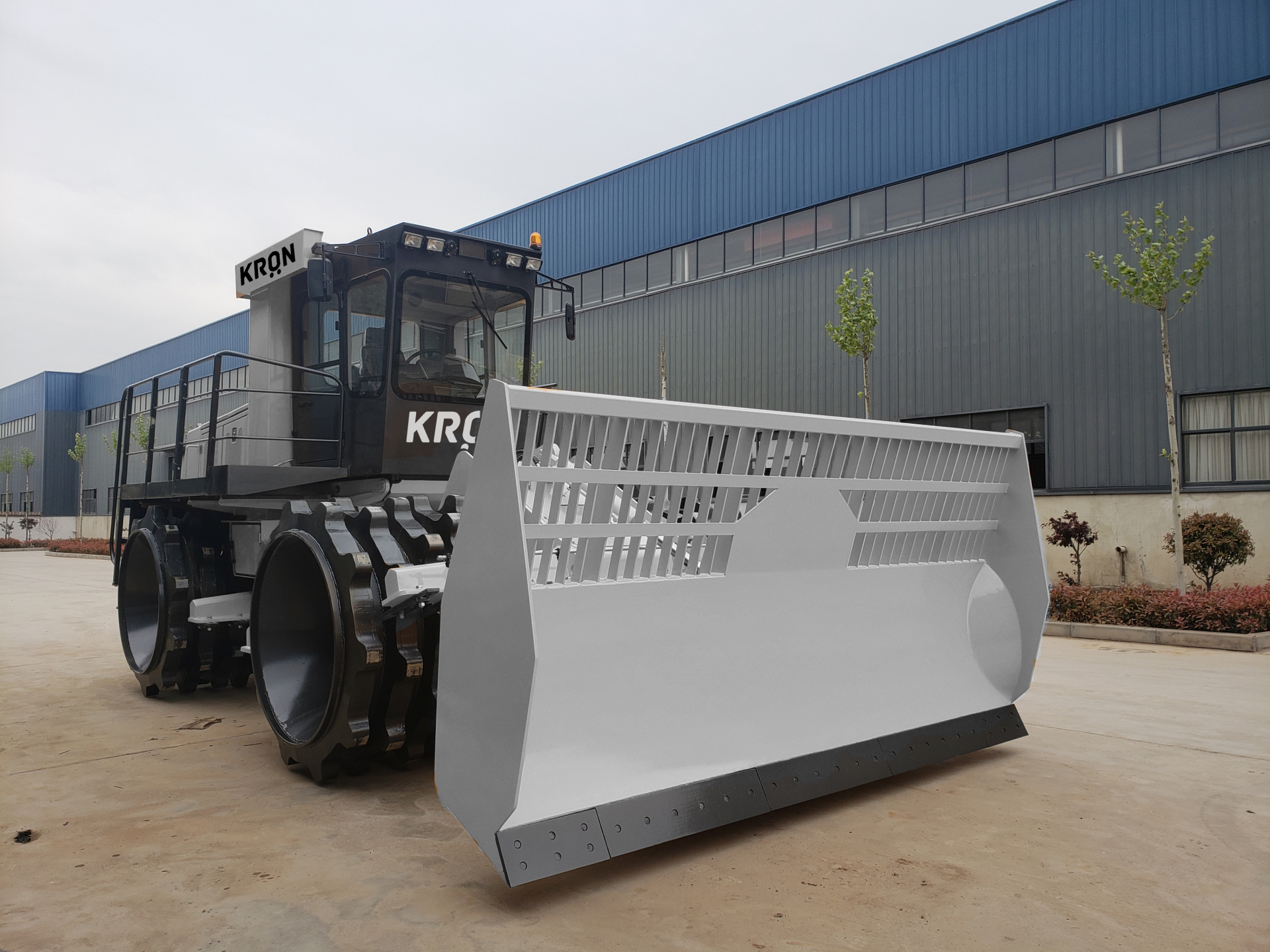 Garbage compactor (Kompaktor) KRON LC30